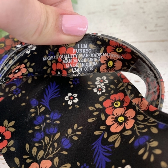 Nine West Funkyo Floral Platform Heels Sandals - Picture 2 of 4